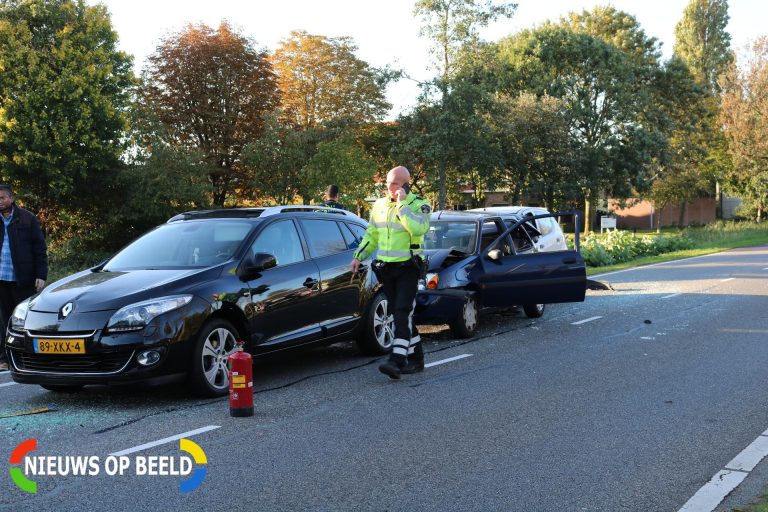 Twee gewonden en flinke schade na kettingbotsing Hekelingsweg Spijkenisse