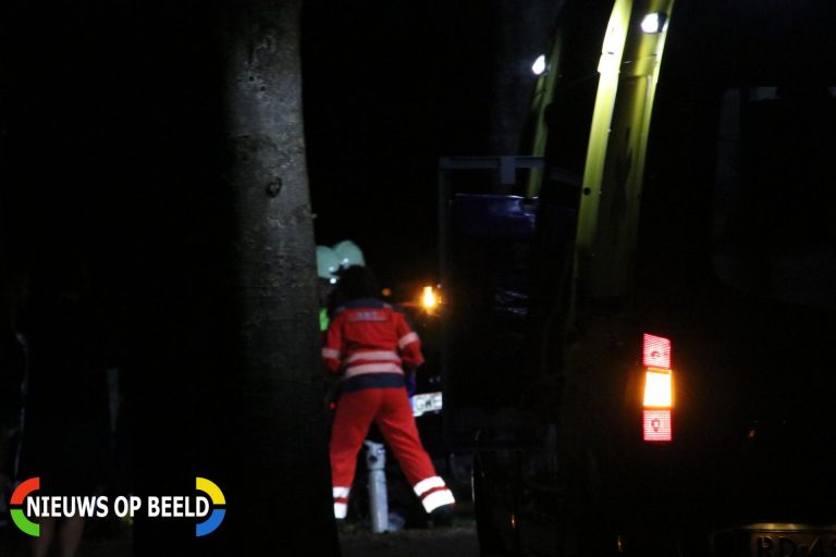 Zwaargewonden bij frontale botsing Voorthuizerstraat Putten