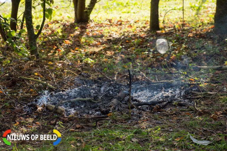 Politie blust brand in bossages Sytwendepark Rodelaan Voorburg