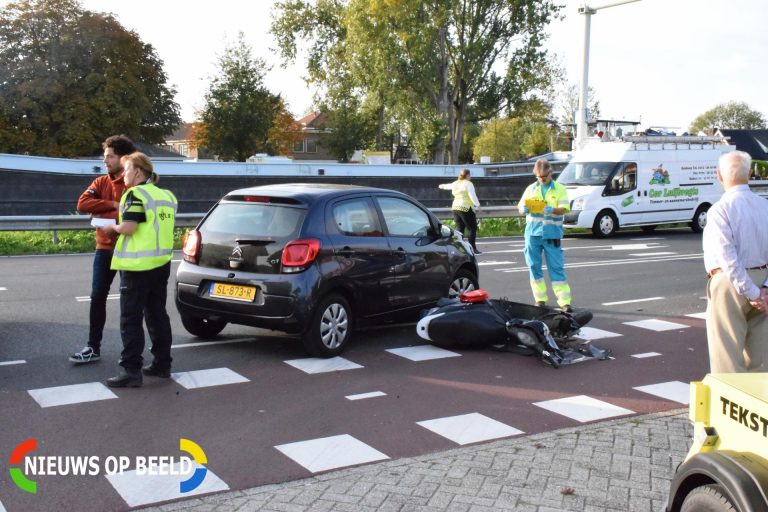 Autobestuurder ziet scooterrijder over het hoofd Henegouwerweg N207 Waddinxveen