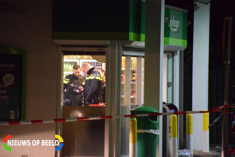 Politie doet onderzoek na overval tankstation Meerndijk Utrecht