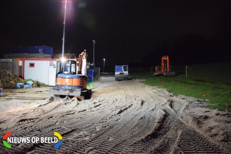 Scheur van 150 meter in watergang, werkzaamheden om kade te stabiliseren Italiëlaan Hazerswoude-Dorp