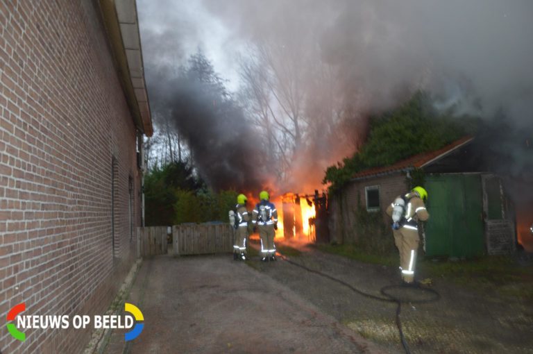 Uitslaande brand in opslagloods Moriaanseweg Oost Hellevoetsluis