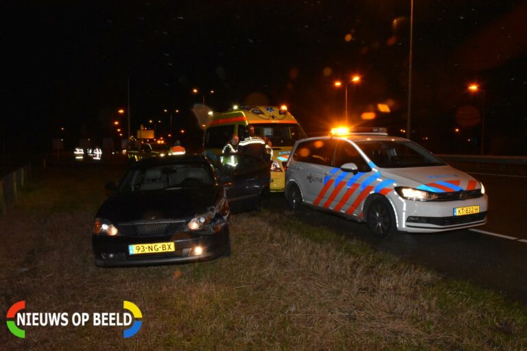 Bestuurder ramt vangrail na black-out N11 Hazerswoude-Rijndijk