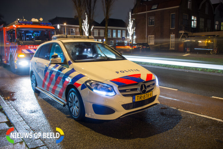 Politie zoekt getuigen van in brand gestoken auto in De Lier