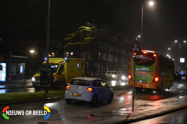 Fietser gewond na aanrijding Heemraadssingel Rotterdam