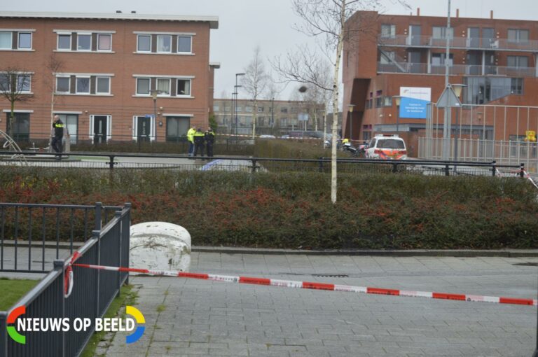 Politie lost schot bij aanhouding Zanzibarplein Zoetermeer