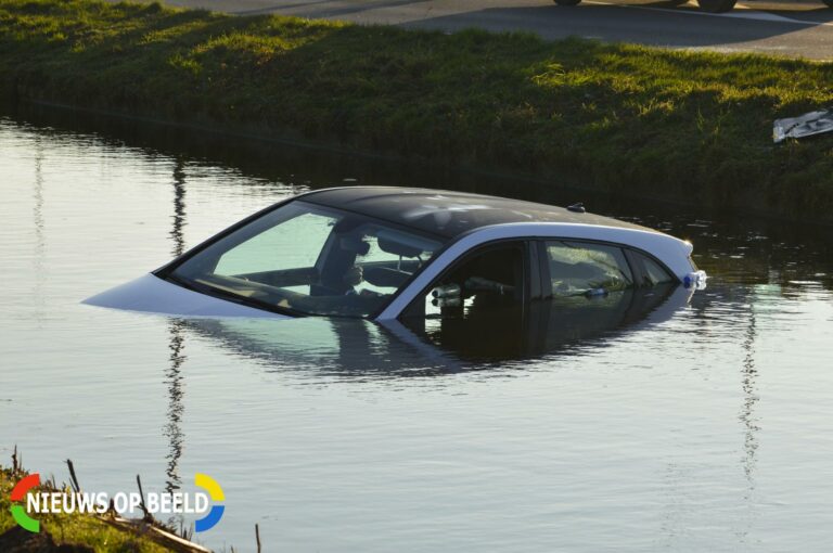 Bestuurder met nat pak na aanrijding Hoefweg – N209 Bleiswijk