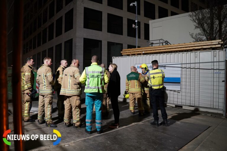 Flat ontruimd na explosie in gasfornuis Galvanistraat Rotterdam (video)