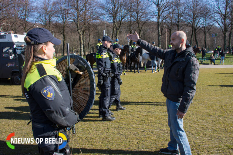 Confrontatie tussen Ado- en Ajax-supporters voorkomen