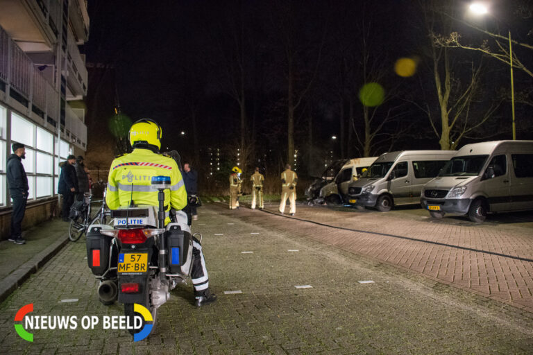 Wederom bus uitgebrand in wijk de Prinsenhof Leidschendam (video)