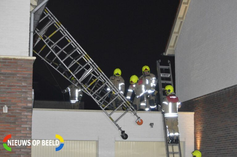 Stormschade door omgevallen bouwsteiger Ceresstraa Berkel en Rodenrijs
