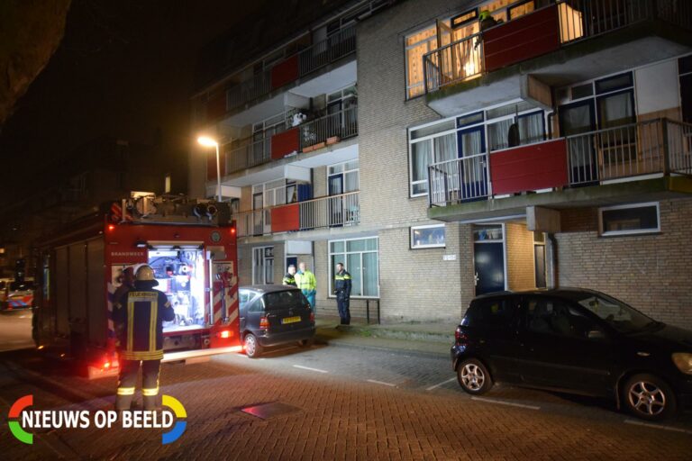 Omgevallen asbak veroorzaakt brand in bankstel Willem Smalthof Rotterdam