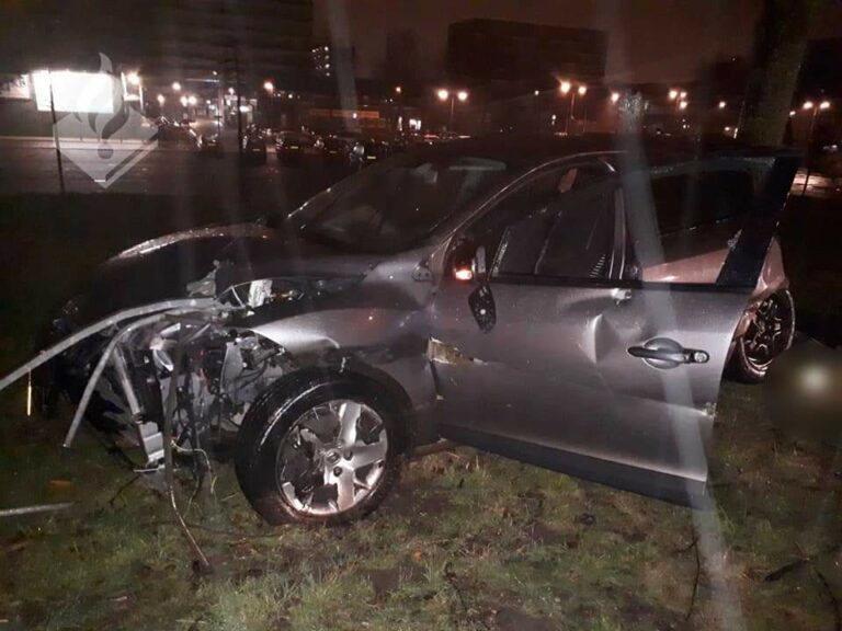 Zware crash na achtervolging Spijkenisse – Hoogvliet