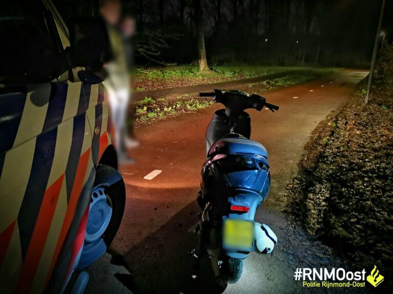 Jongen (19) aangehouden na achtervolging op scooter Bermweg Capelle aan den IJssel