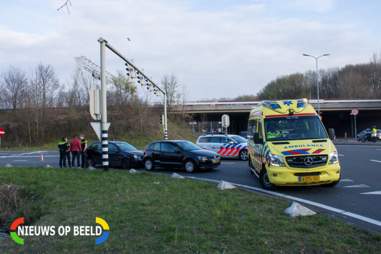 Automobilist aangehouden na kop-staartbotsing op afrit A4