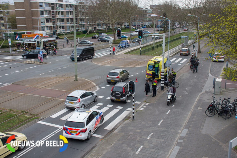 Fietser aangereden door personenauto