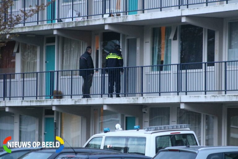 Getinte mannen bedreigen bewoners en nemen spullen mee Poolsterstraat Spijkenisse