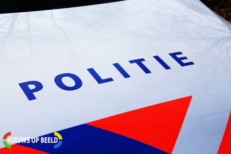 Chauffeur beroofd van taxi Rijksweg A16 Rotterdam