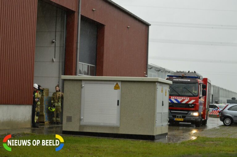 Brand in schoorsteen bedrijfspand Irisweg Bleiswijk
