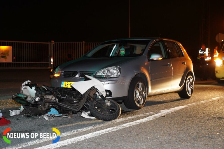 Gewonde na ongeluk tussen scooter en auto Noordelijke Dwarsweg Zevenhuizen