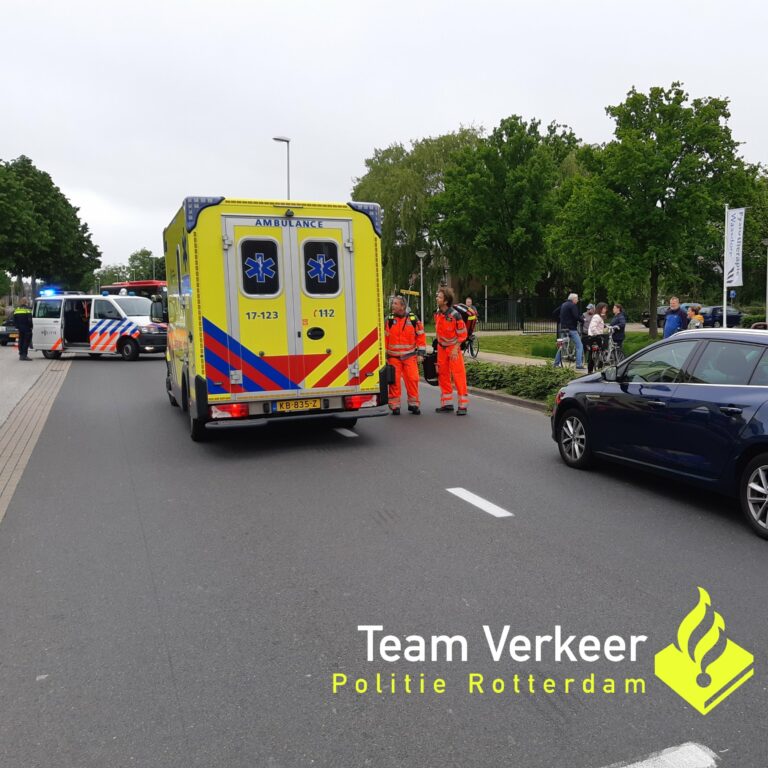 Kind geschept door automobilist Kooilaan Hellevoetsluis