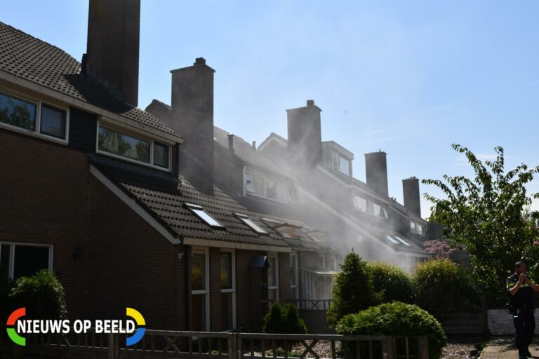 Brand op zolder Ebstroom Hellevoetsluis