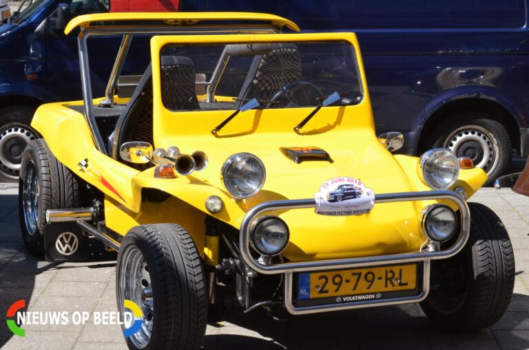 Oldtimersfestival trekt veel bezoekers Willem Hedaweg Rotterdam