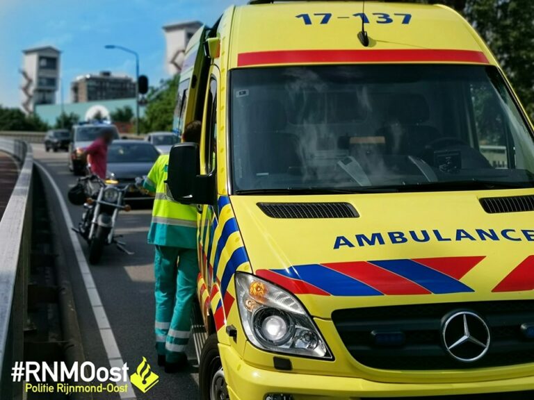 Motorrijder onderuit Algerabrug  Krimpen aan den IJssel