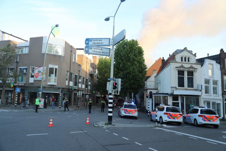 Grote brand in loungebar Mona Lisa