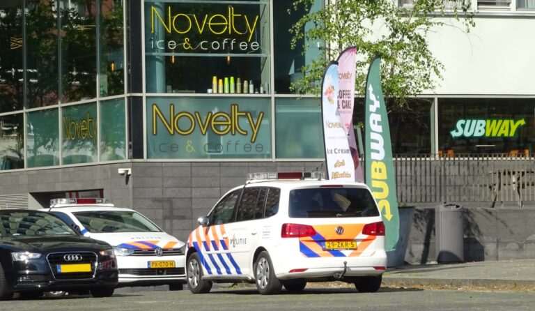 Man overvalt Subway Laan op Zuid Rotterdam