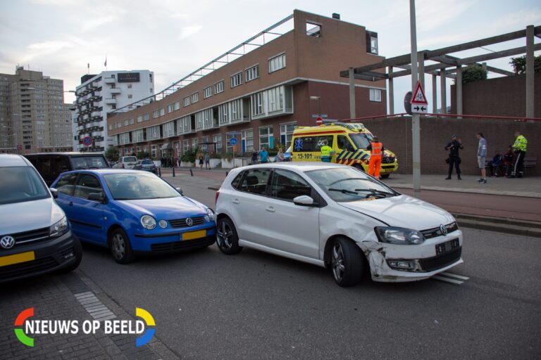 Drie auto’s beschadigd bij verkeersongeval Den Haag