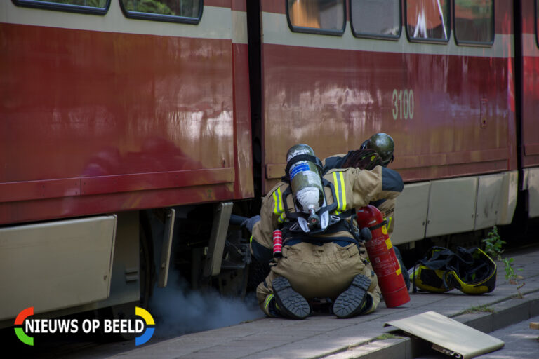 Kleine brand in tram Leidschendam (video)
