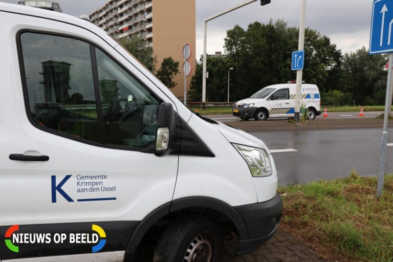 Wisselstrook in storing bij Algerabrug Ketensedijk Capelle aan den IJssel