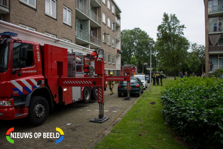 Bewoner gewond bij woningbrand Den Haag