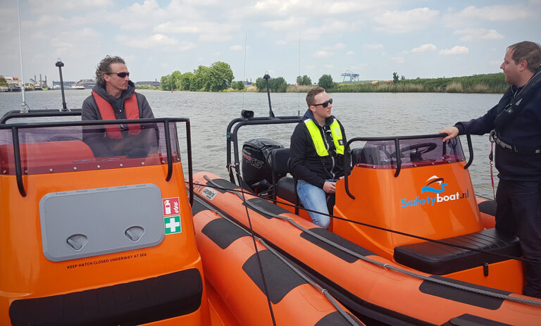 Safetyboat komt met vaartrainingen voor hulpverleners