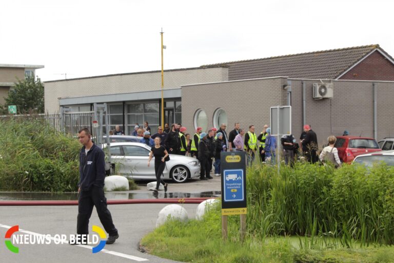 Pand Vergeer Kaas ontruimd door brand in productieruimte Reewal Reeuwijk