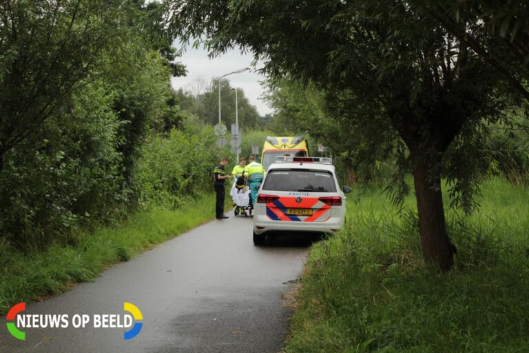 Jonge vrouw gewond na val van fiets Voorwillenseweg Gouda