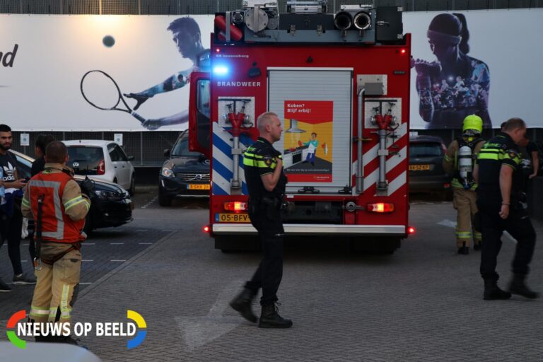 Sportschool ontruimd na brand ketelhuis P.C. Boutenssingel Capelle aan den IJssel (video)