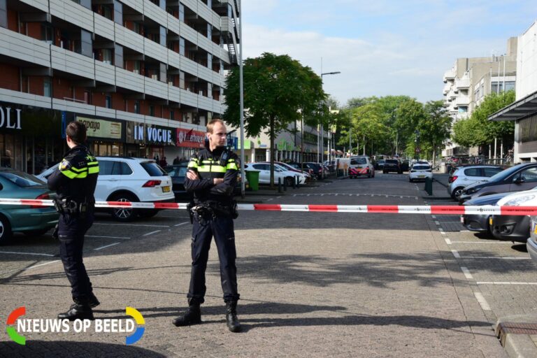 Vluchtauto schutters winkelcentrum Alexandrium Rotterdam gevonden