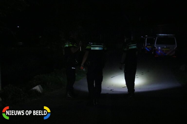 Auto belandt in water Breekade Spijkenisse