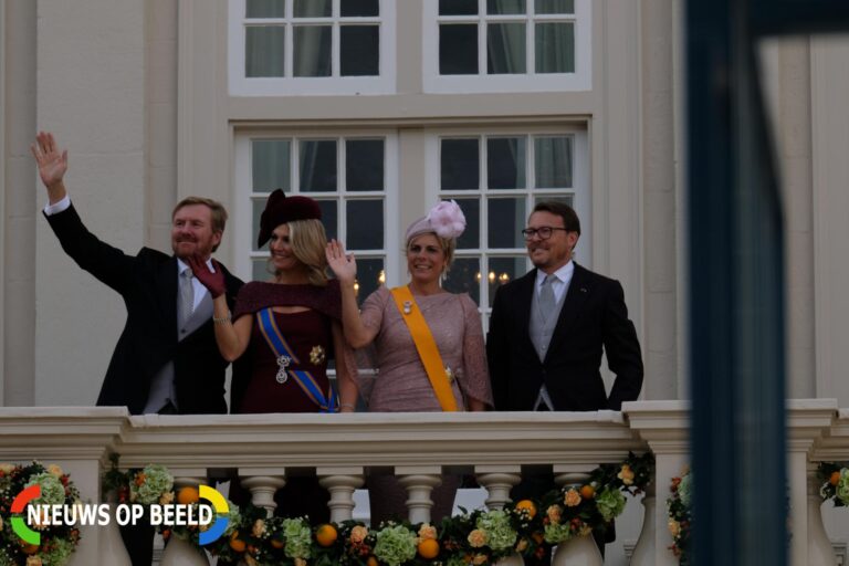 Prinsjesdag: opening nieuw parlementaire jaar Lange Voorhout Den Haag