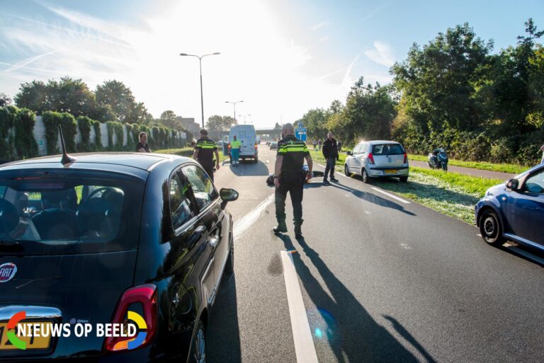 Motorrijder breekt pols na botsing met busje Groene Kruisweg – S102 Rhoon