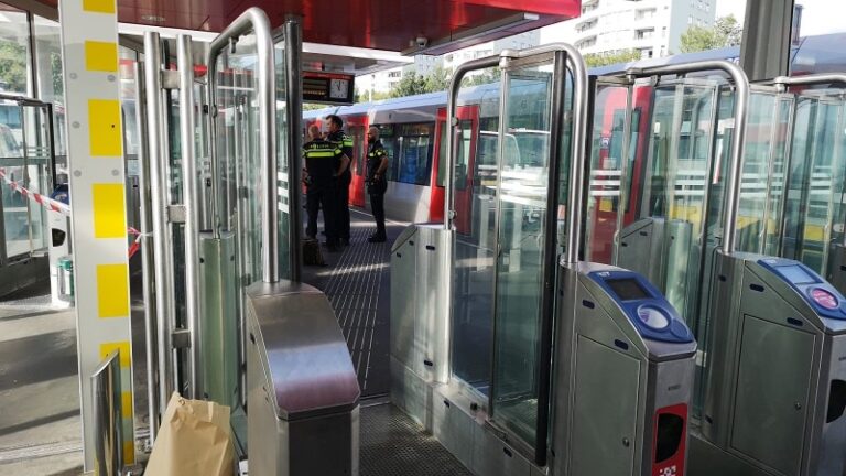 Acht jaar cel geëist tegen verdachte fatale steekpartij bij metrostation Capelsebrug