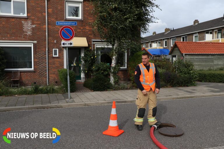 Benzine lucht in riool Doormanstraat Capelle aan den IJssel
