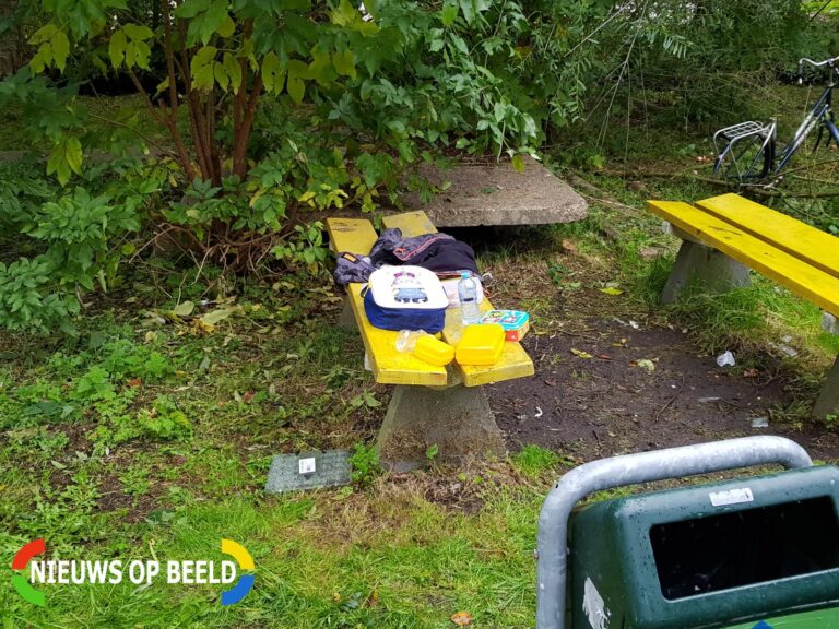 Zoektocht na gevonden kleding op bankje Omlooppad Gouda