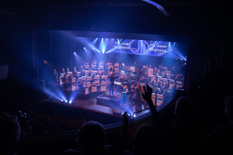 Geslaagde muzikale avond in Isala theater voor veteranen