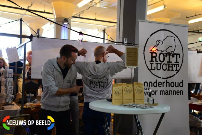 Wederom erg druk bij Swan market Van Nelleweg Rotterdam