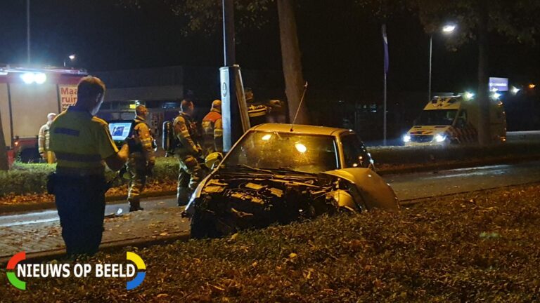 Gewonde en flinke schade na ongeval Rijksweg Zuid Sittard
