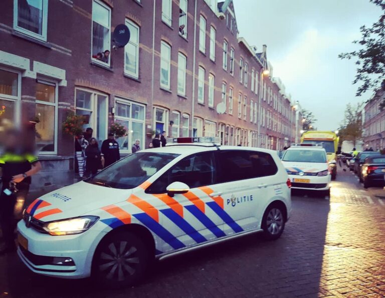 Hulpdiensten rukken massaal uit voor valse melding steekincident Davidsstraat Rotterdam